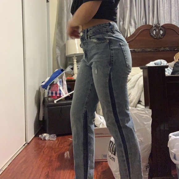 Jeans - Picture 5 of 5